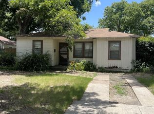 2853 S Hills Ave, Fort Worth, TX 76109