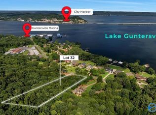 32 Signal Point Rd, Guntersville, AL 35976