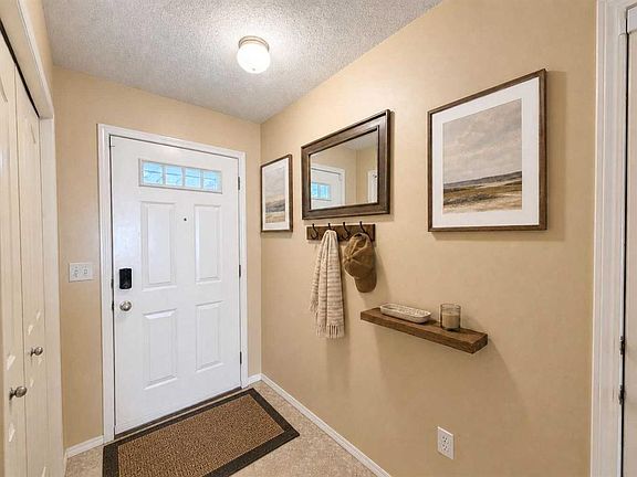 4th image of 156 NE Canoe Dr SW #31