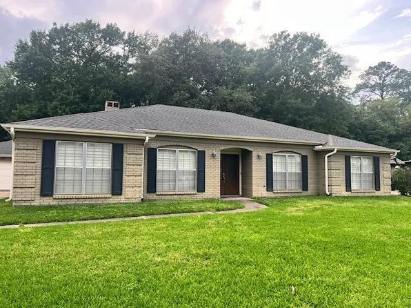 1365 Sheridan Ln, Beaumont, TX 77706