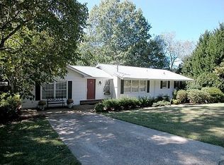 2821 Evergreen Pl, Gainesville, GA 30501