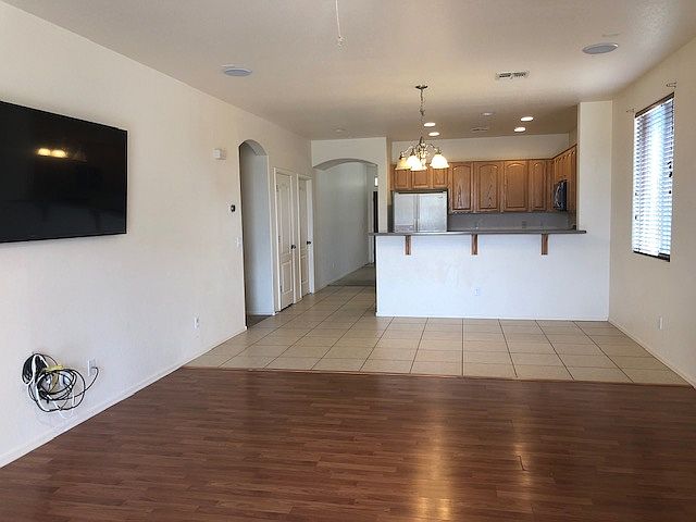 1st image of 955 S 178th Ln