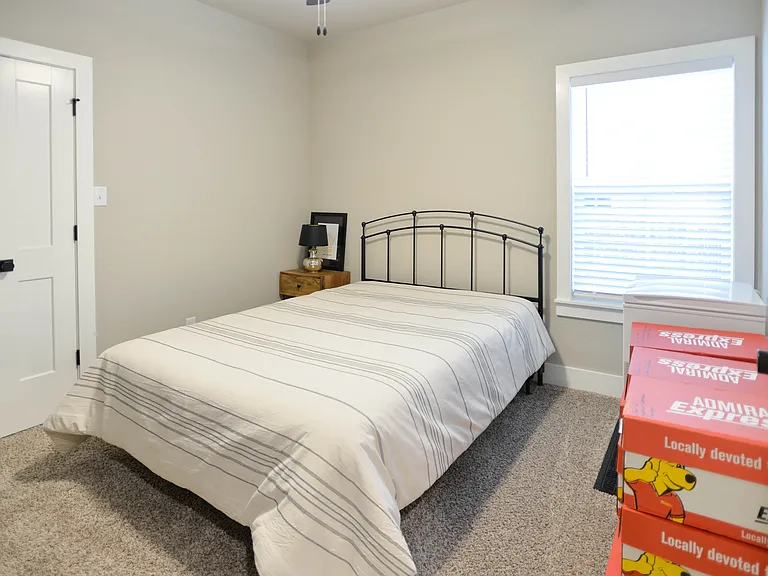 8115 Donnington Ct — Photo 28