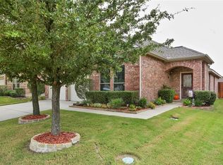 3904 Hunter Peak Rd, Roanoke, TX 76262