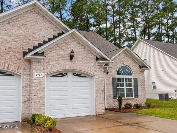 1700 Cambria Dr #B, Greenville, NC 27834