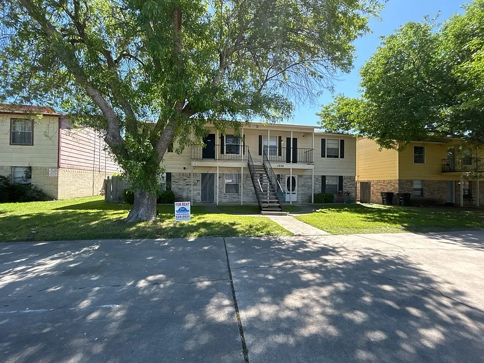 1906 Cedarhill, Killeen