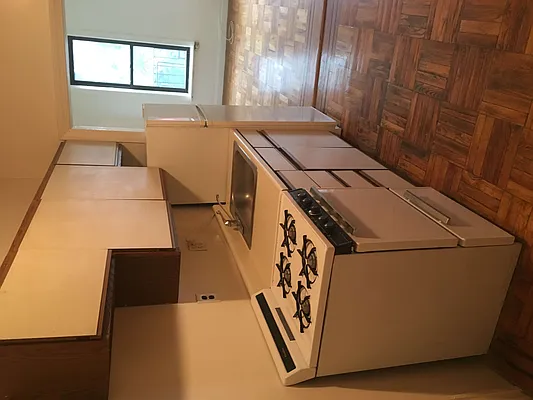 Rented by Melissa Conanan, LREB | media 9