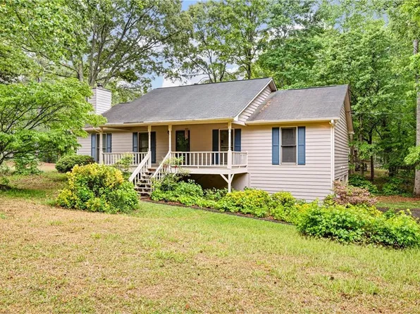 291 Crabapple Ct, Powder Springs, GA 30127