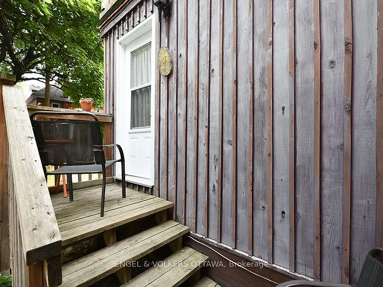 81 3rd Ave #1 — Photo 24