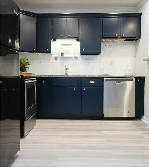 603 Thames St #1 — Photo 5
