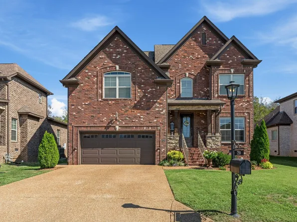 759 Rolling Creek Dr, Mount Juliet, TN 37122