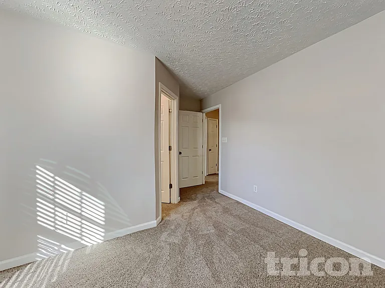 610 Stonecrest Dr — Photo 14