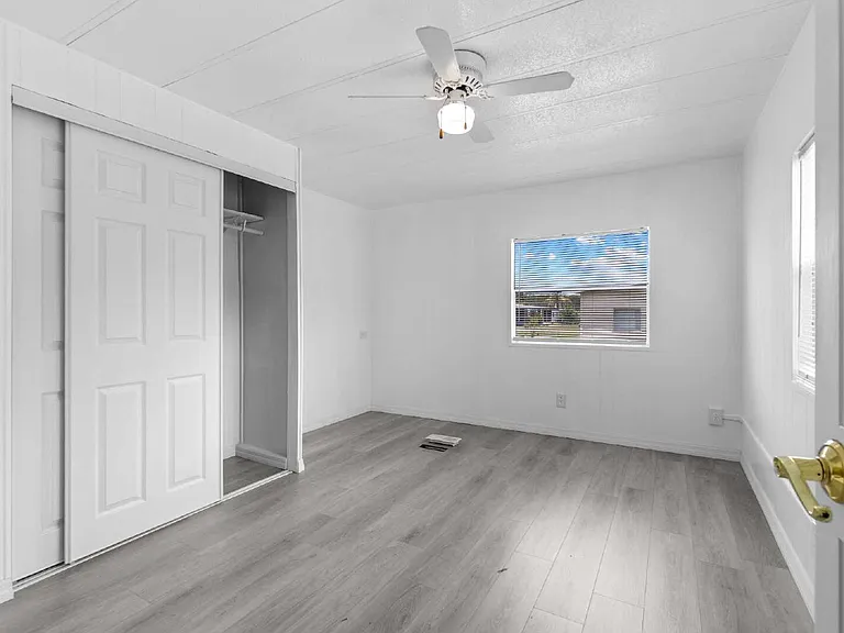 913 Beechwood Ave — Photo 23