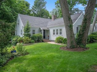 11 Pine Ridge Rd, Reading, MA 01867