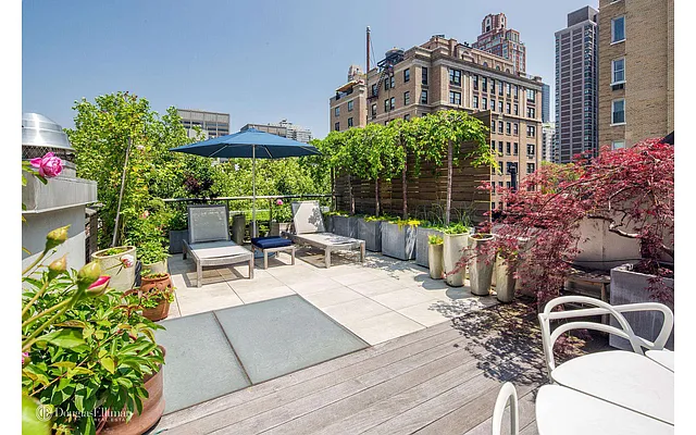 Sold by Douglas Elliman | media 27