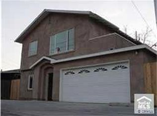 15927 Clearbrook Dr, Paramount, CA 90723