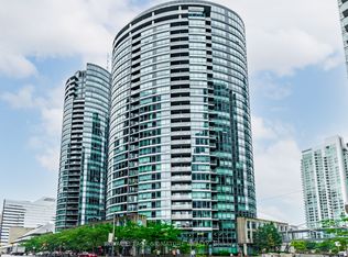 373 Front St W #501, Toronto, ON M5V 3R7