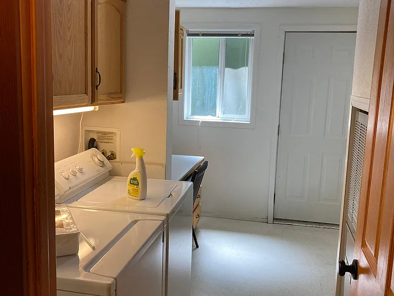 2040 S Shasta Loop — Photo 3