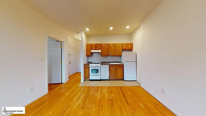 Rented by Brownstone Real Estate | media 9