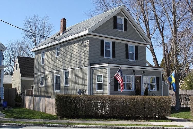 Front 11 Old Fort Road