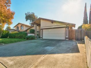 9226 Sungold Way, Sacramento, CA 95826