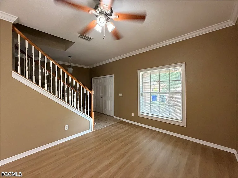 8360 Silver Birch Way — Photo 5