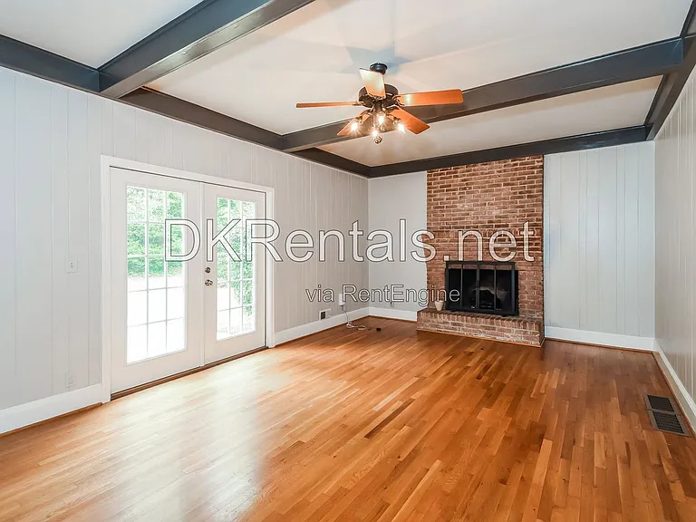 1176 Hampton Hall Dr NE — Photo 5