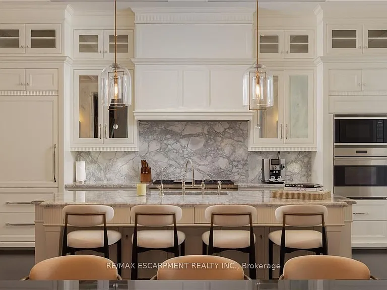 300 Randall St #Penthouse 1 — Photo 20