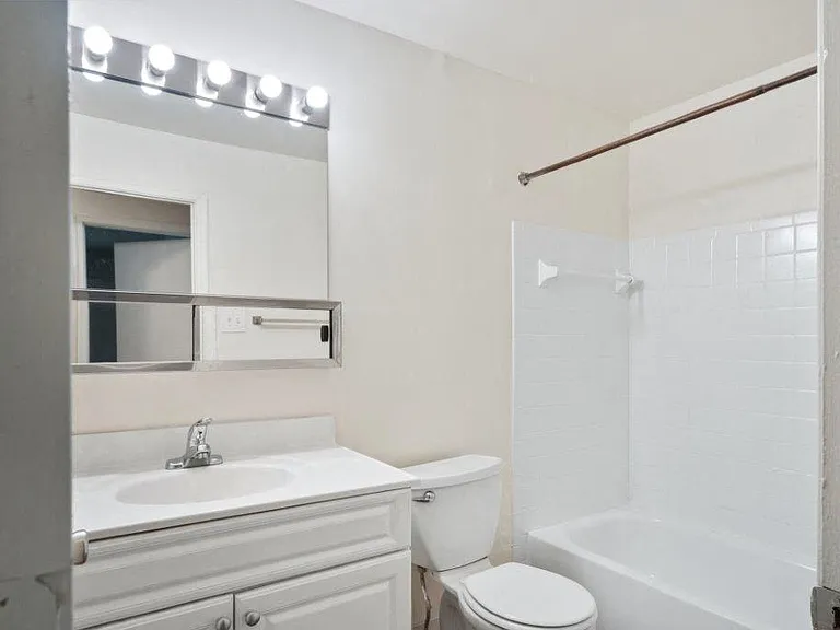 Waterview Apartment Homes — Photo 14