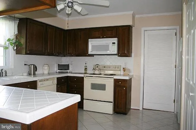12750 Flat Meadow Ln — Photo 9