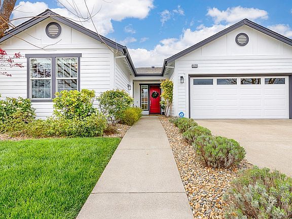 2nd image of 9458 Oak Trail Circle