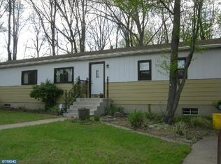 918 Norcross Rd, Lindenwold, NJ 08021