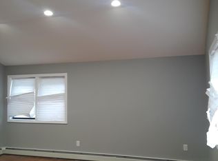 39 Bayswater Blvd, Inwood, NY 11096