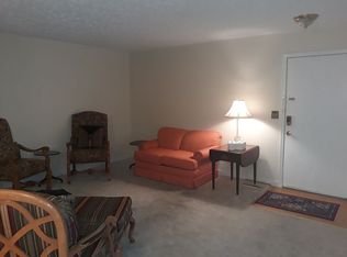 625 Country Club Dr APT C1, Newark, OH