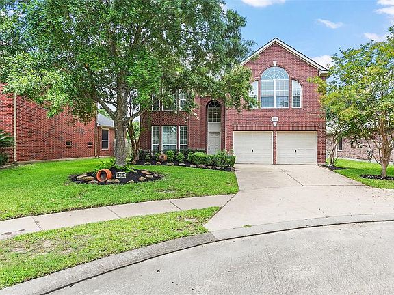 2nd image of 5015 Beechknoll Ln