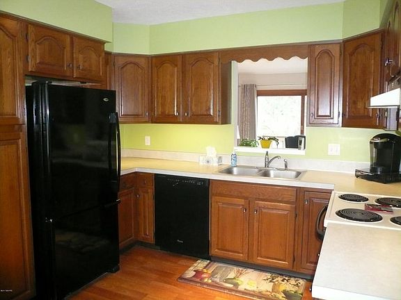 4th image of 3105 Maple Villa Dr SE