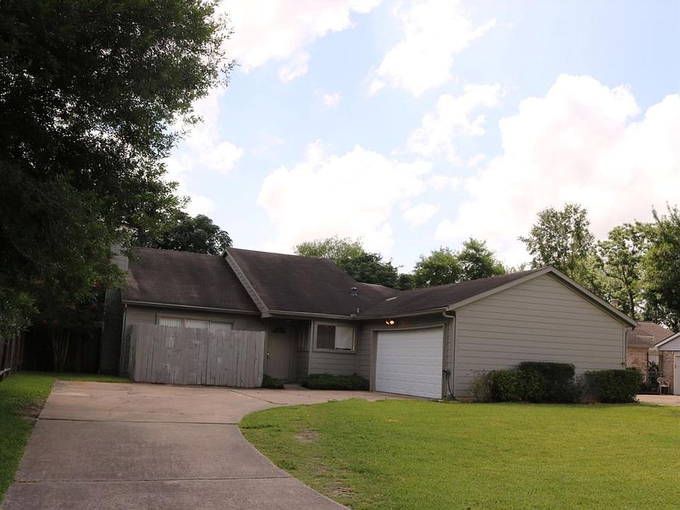 1st image of 1910 Mossy Lake Cir