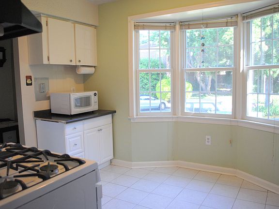 5th image of 9621 Nonquitt Dr