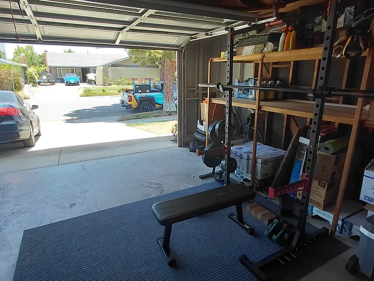 575 Pierpont Dr — Photo 10