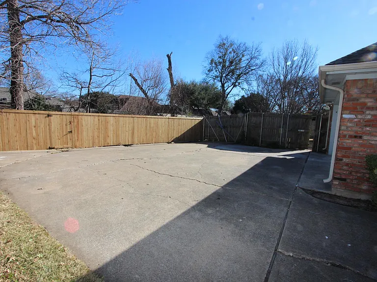 3504 Hilltop Ln — Photo 20
