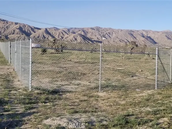 9825 Fobes Rd, Morongo Valley, CA 92256