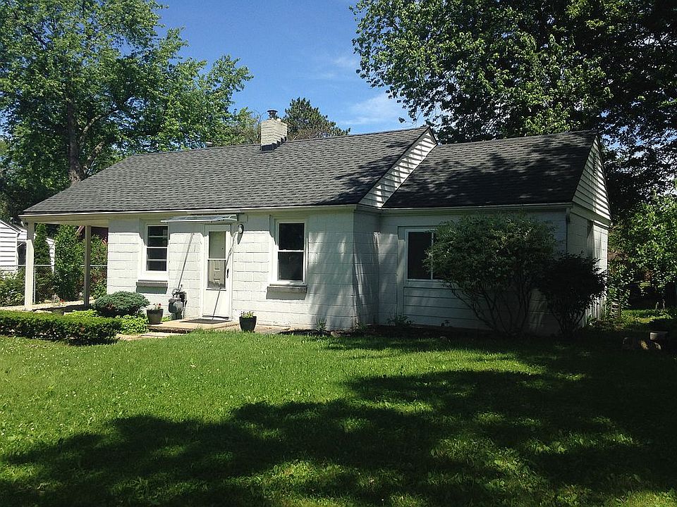 1st image of 2869 Fernwood Ave