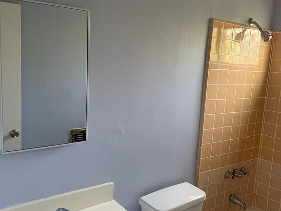 4th image of 220 N Avenue 57 #4
