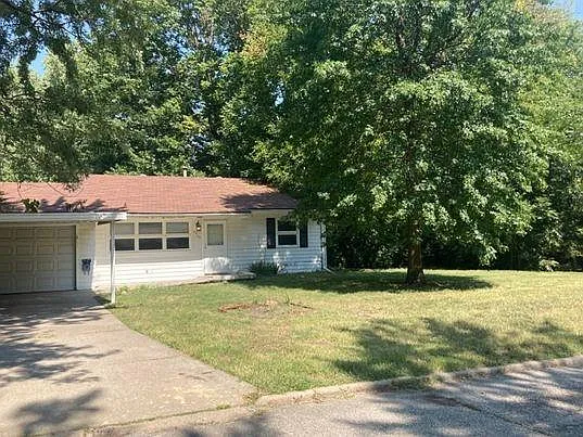 4738 SW 17th Ter