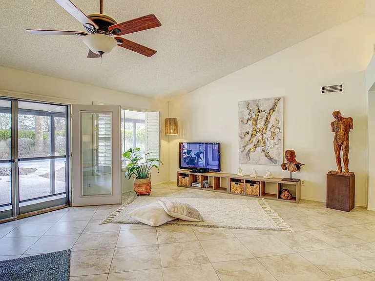 6308 W Port Royale Ln — Photo 7