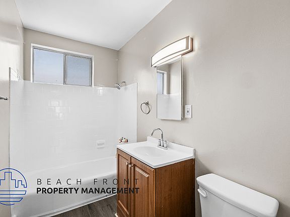 5th image of 10429 La Reina Ave #B-19