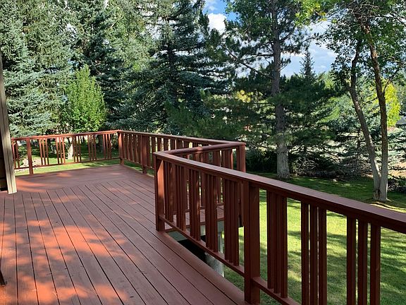 Outside deck overlooking yard