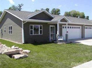 1328 Silverbrook Ln, Spearfish, SD 57783