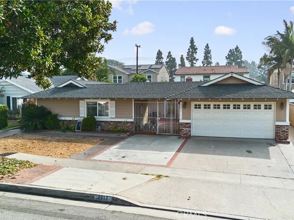 2217 Concord St, Santa Ana, CA 92705
