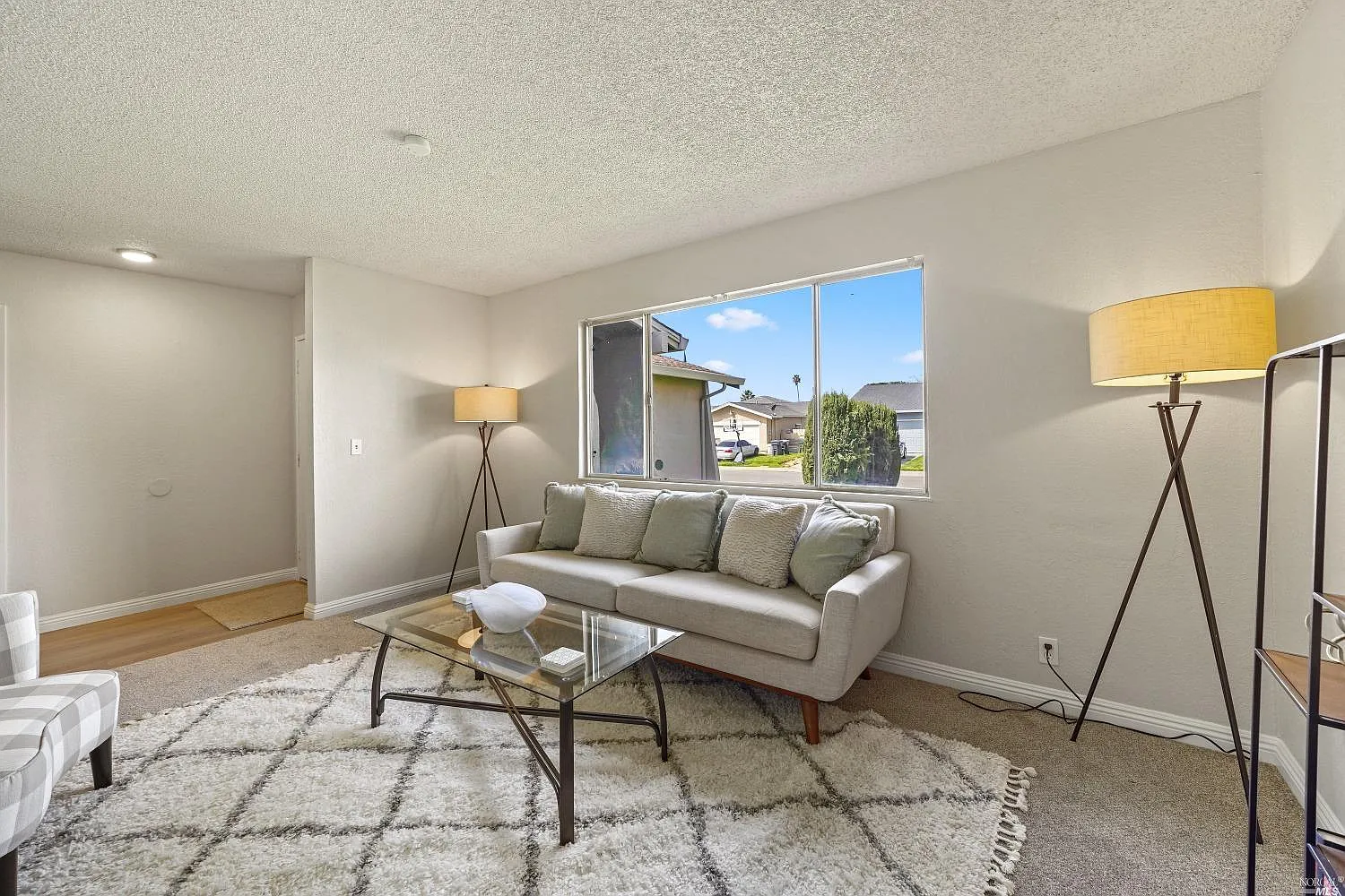 825 Golden Eye Way photo 1